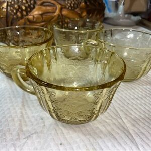 4 Federal Glass Madrid Pattern Amber/Yellow Tea Cups